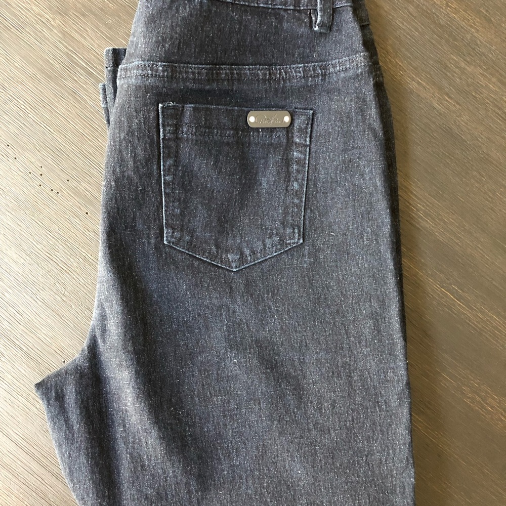 Great pair of jeans!